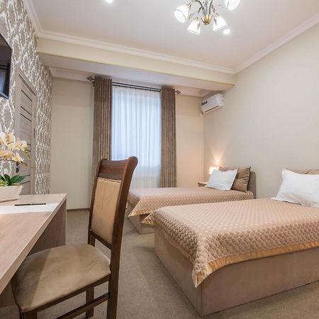 Huzur Hotel Tasjkent Eksteriør billede