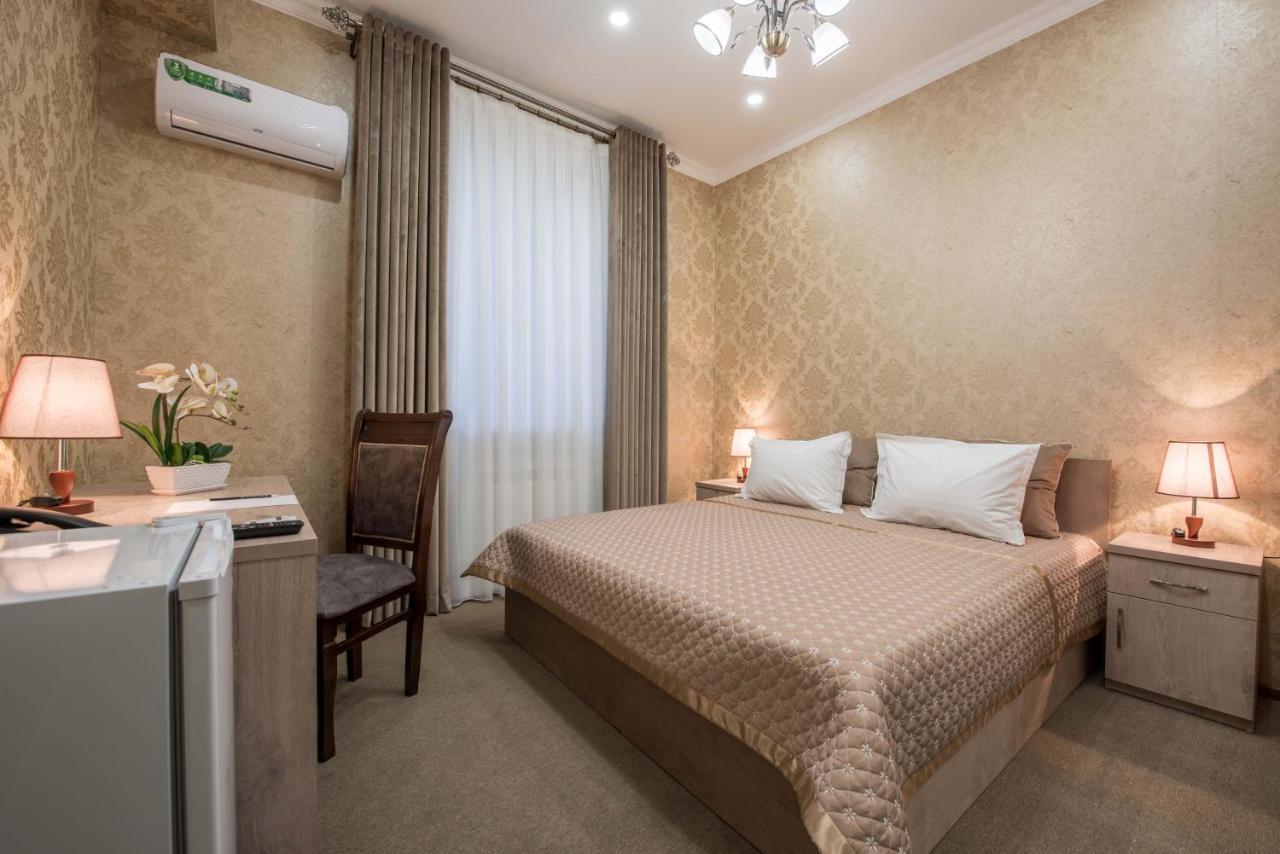 Huzur Hotel Tasjkent Eksteriør billede