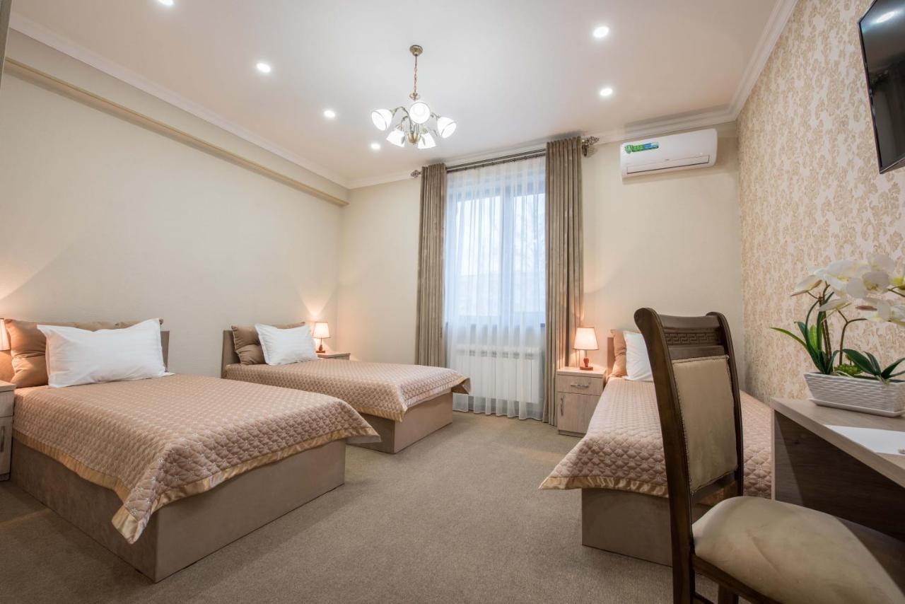 Huzur Hotel Tasjkent Eksteriør billede